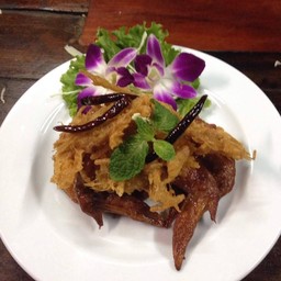 ครัวป้าแดงอิ่มอร่อย