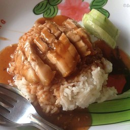 ข้าวหมูกรอบ