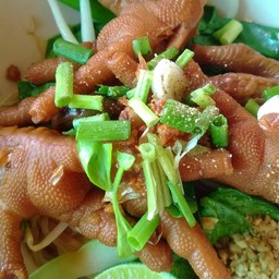 ธนพลข้าวมันไก่