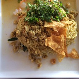 ร้านก๋วยเตี๋ยวจับกัง-บะหมี่ผงกระหรี่กุ้ง