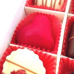 Truffle Love Quote 16pcs