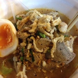 ก๋วยเตี๋ยวสุโขทัย ไข่หวาน