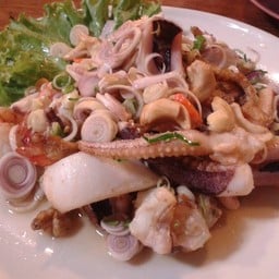 ยำซีเชลล์ จี๊ดแซ่บดี