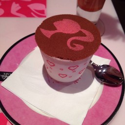 Barbie cafe