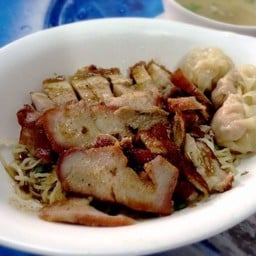 เชน เป็ดย่างกล้วยน้ำไท