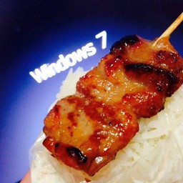 ข้าวเหนียวหมูย่าง