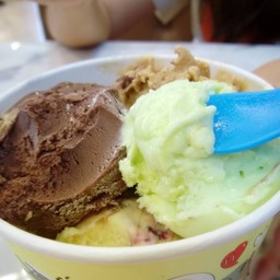 ไอศกรีมเนื้อเหนียวหนืด 