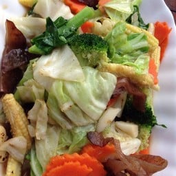 เกาะจำรีสอร์ท