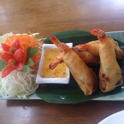 กุ้งห่มผ้า