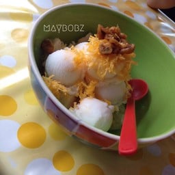 ไอติมไข่แข็ง+ทอปปิ้ง 5 อย่าง 30-