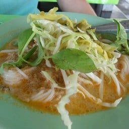 ขนมจีนเจ๊แดง ตลาดน้ำตลิ่งชัน