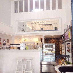 นั่งสบายดีค่ะ