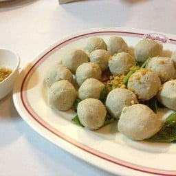 ลูกชิ้นลวก สูตรทำเองงง!!