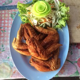 ปีกไก่ก็เด็ด.  