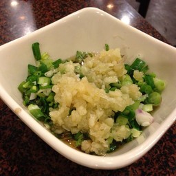 หม้อไฟฉงชิ่งป้ายร้านมังกร