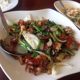 ปูนิ่มผัดพริกไทดำ