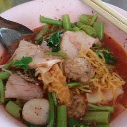 บะหมี่ต้มยำเย็นตาโฟ