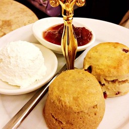 Scone (Peony Rose, Earl Gray)