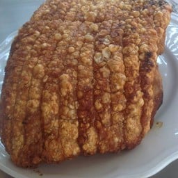หมูกรอบ