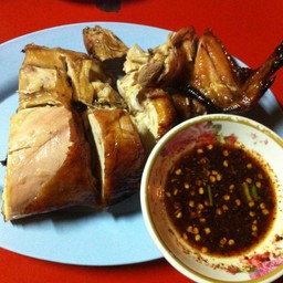 ส้มตำเจ๊สมบูรณ์ พระองค์ดำ