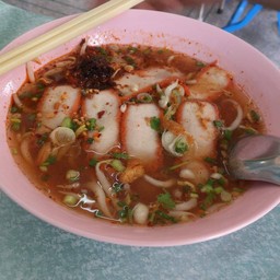 ก๋วยเตี๋ยวหมูรสเด็ด