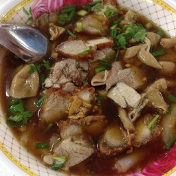 ก๋วยจั๊บ 35฿