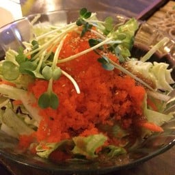 สลัดไข่กุ้ง