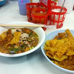 ก๋วยเตี๋ยวแม่กิ๊กหลังวัดหนัง
