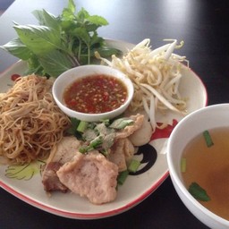 ก๋วยเตี๋ยวเดินดง ซอยพระรามเก้า 41
