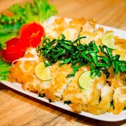 ไก่ยอดหญ้า : อร่อยตรงซอสที่นาดไก่นี่แหละ