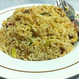 น้องไนท์อาหารตามสั่ง
