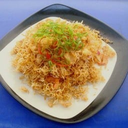 หมี่กรอบชาววัง จานนี้ขอแนะนำเรย สุดยอดมาก