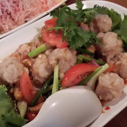 ยำหมูเด้ง