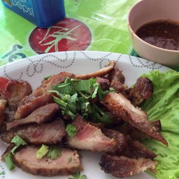 คอหมูย่าง