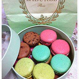Macaron เจ้าแรกต้นตำรับ อร่อยจริง<333
