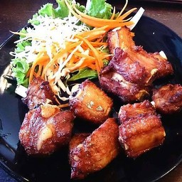 ซี่โครงหมูบรั่นดี