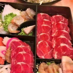 ชุดพิเศษหมู