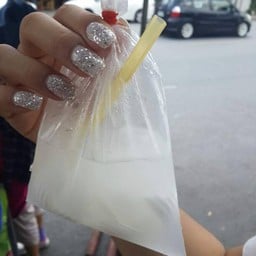 น้ำมะพร้าวเย็นๆ