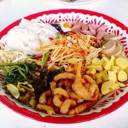 ตำไทยถาด