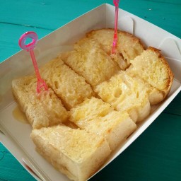 ปังปิ้งเนยนม 15 บาท