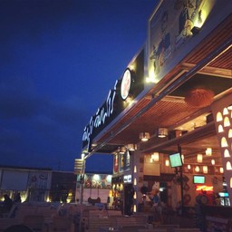 บรรยากาศยามค่ำคืน