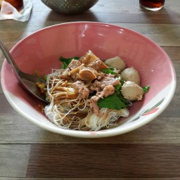 ก๋วยเตี๋ยวลมโชย