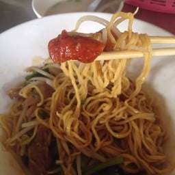 บะหมี่เป็ดย่าง
