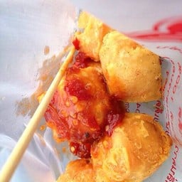 ลูกชิ้นปลาทอดราชวัตร (ต้น)