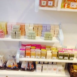 KAVIAR Cafe & Lifestyle Gallery