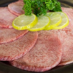 Jyo Tan ลิ้นวัวแบบพิเศษ