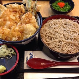 โปรโมชันของทางร้านตอนนี้ เซตนี้ราคา 148 บาท เท่านั้น 
