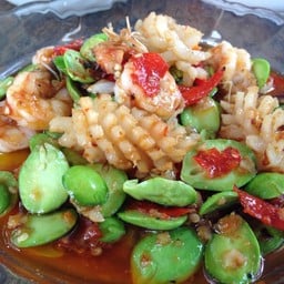 ร้านอาหารครูนิด อาหารปักษ์ไต้ หนองสาหร่าย