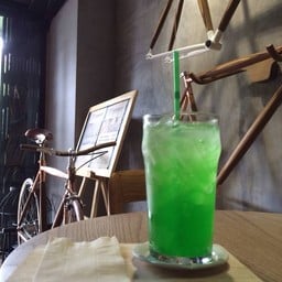 Pod Hostel-Cafe-Designshop