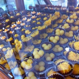 กองทัพตระกูลทอง